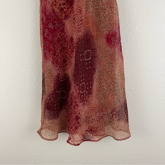 !SOLD! BREAKIN LOOSE Vintage Y2K 90s Red Paisley Floral V Neck Flowy Midi Dress - Picture 4 of 10